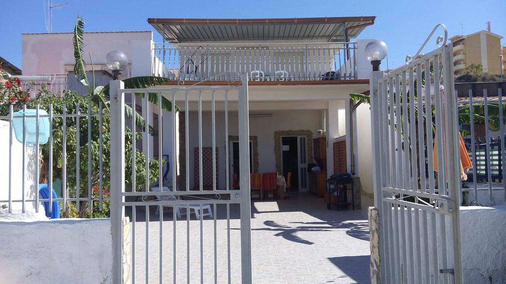 Villa Marinella Porto Empedocle Oda fotoğraf