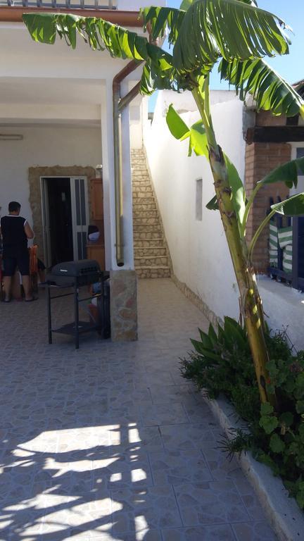 Villa Marinella Porto Empedocle Oda fotoğraf