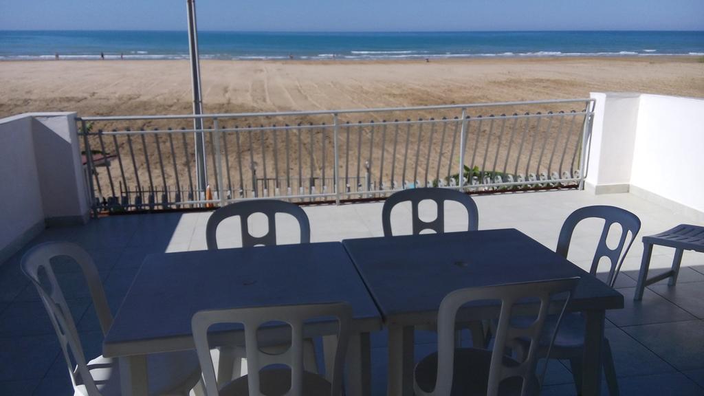 Villa Marinella Porto Empedocle Oda fotoğraf